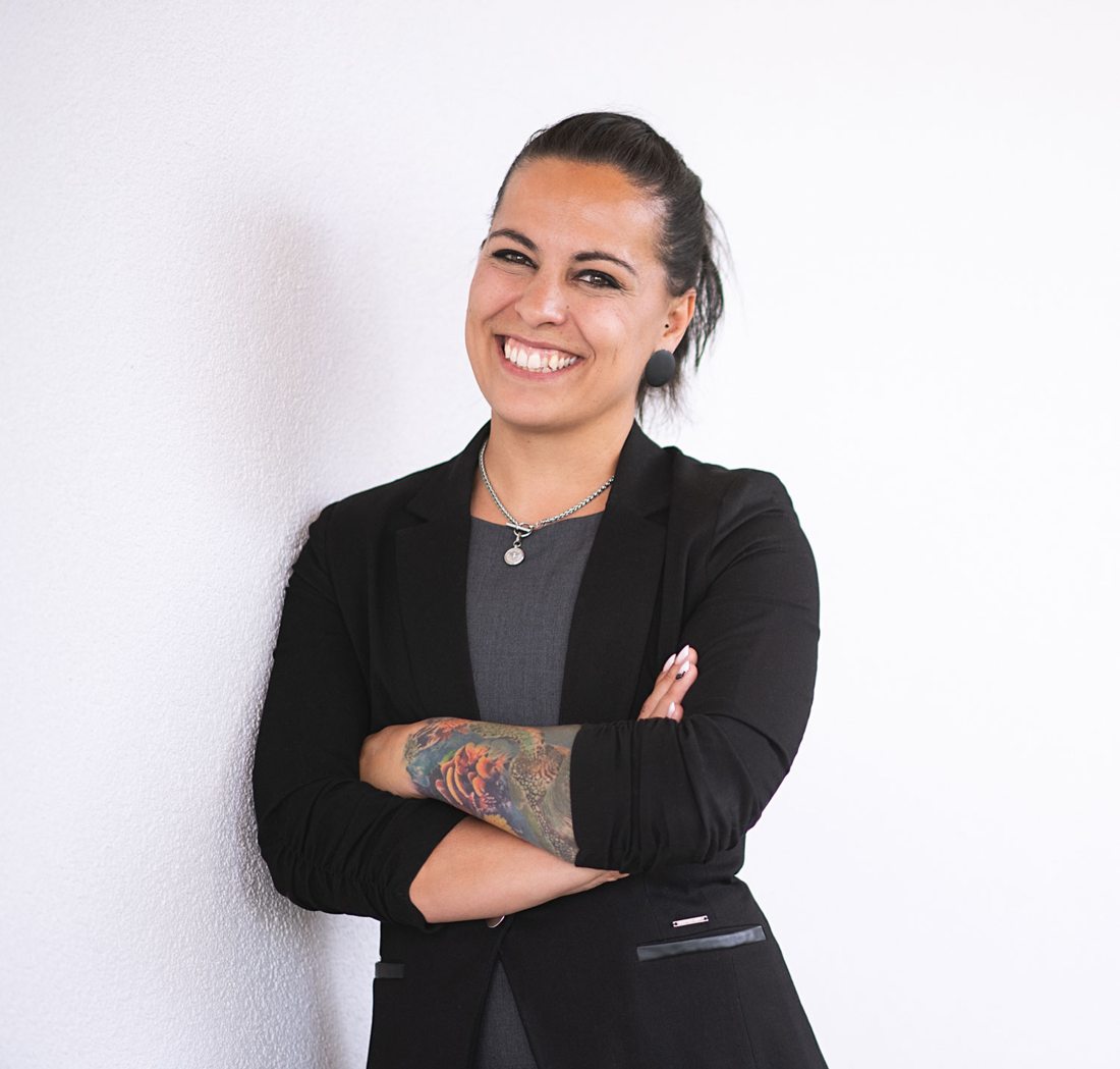 Nina, Gründerin der Werbeagentur BlackSix